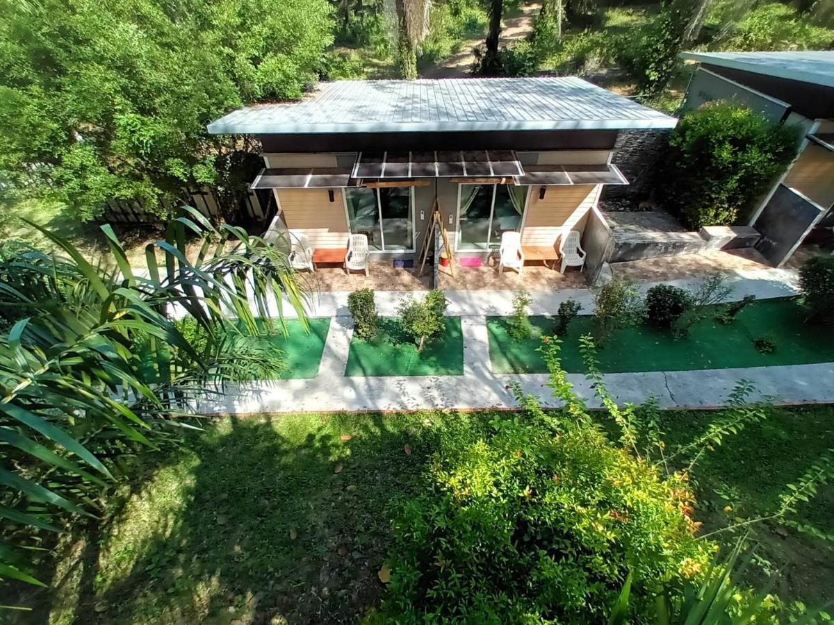 班考麦开兰达村旅馆 度假居 Ko Lanta